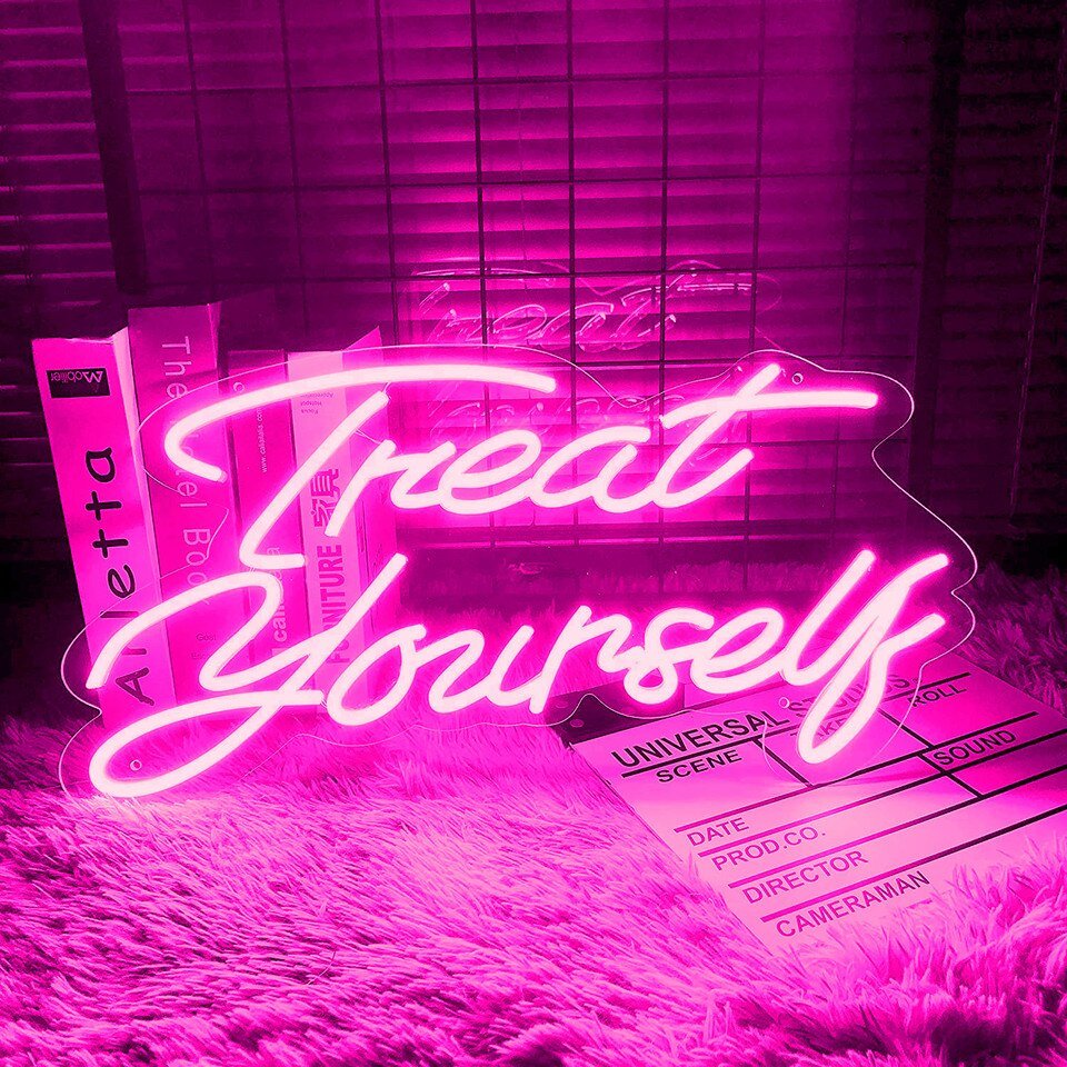 Néon "Treat Yourself" - 6