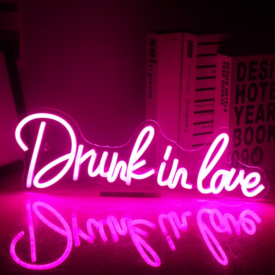 Néon "Drunk In Love"