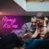 Néon "Always Kiss Me" rose - 5