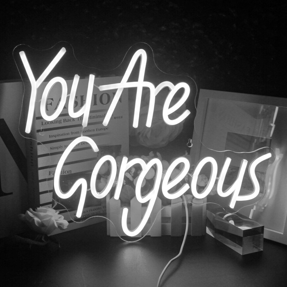 Néon "You Are Gorgeous" - 1