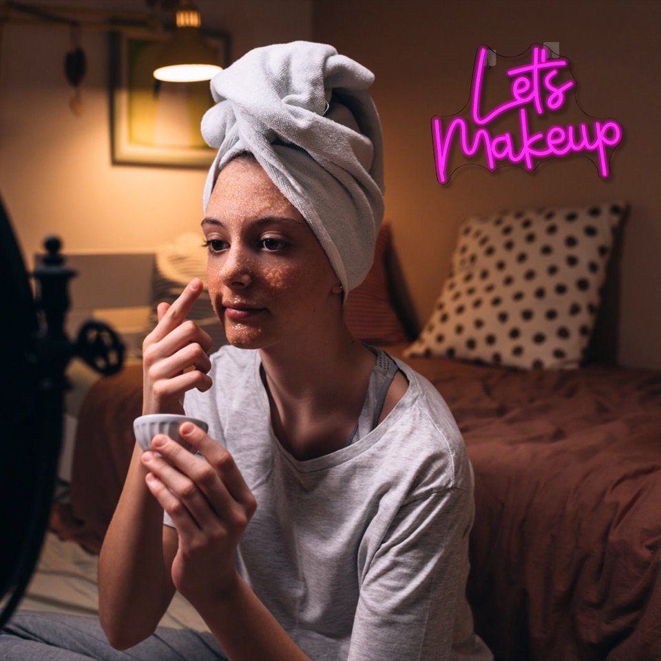 Néon "Let's Makeup" - 1