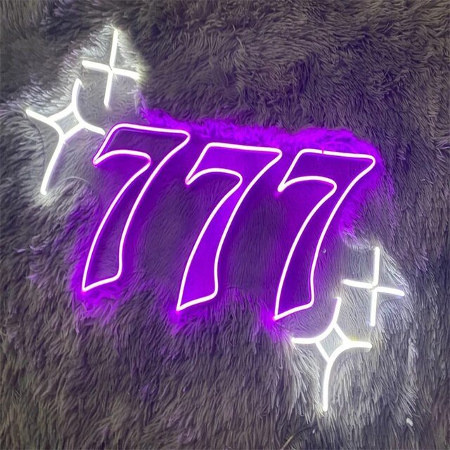 Néon "777" - 4