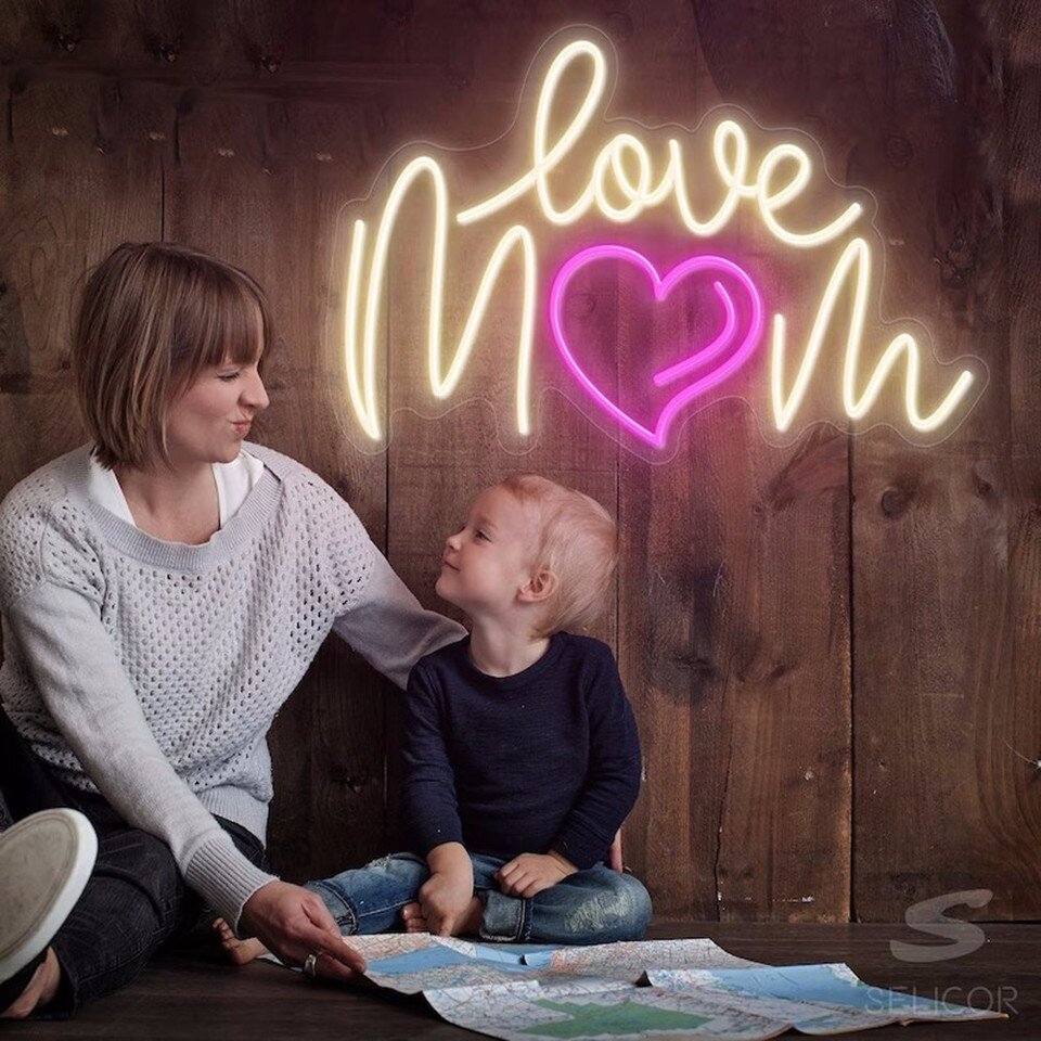 Néon "Love Mom" - 8