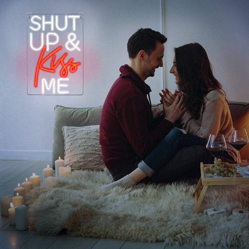 Néon "Shut Up Kiss Me" - 2